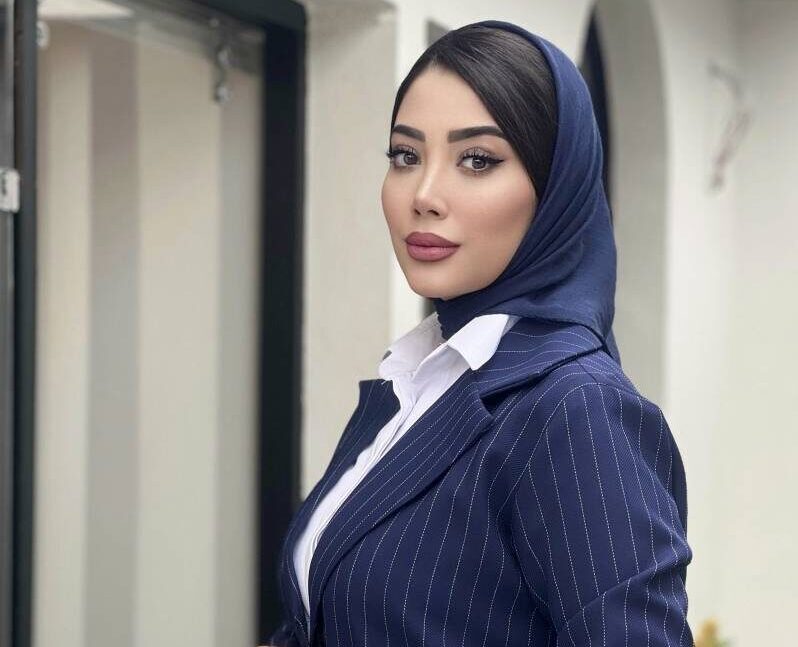  نیلوفر داریان